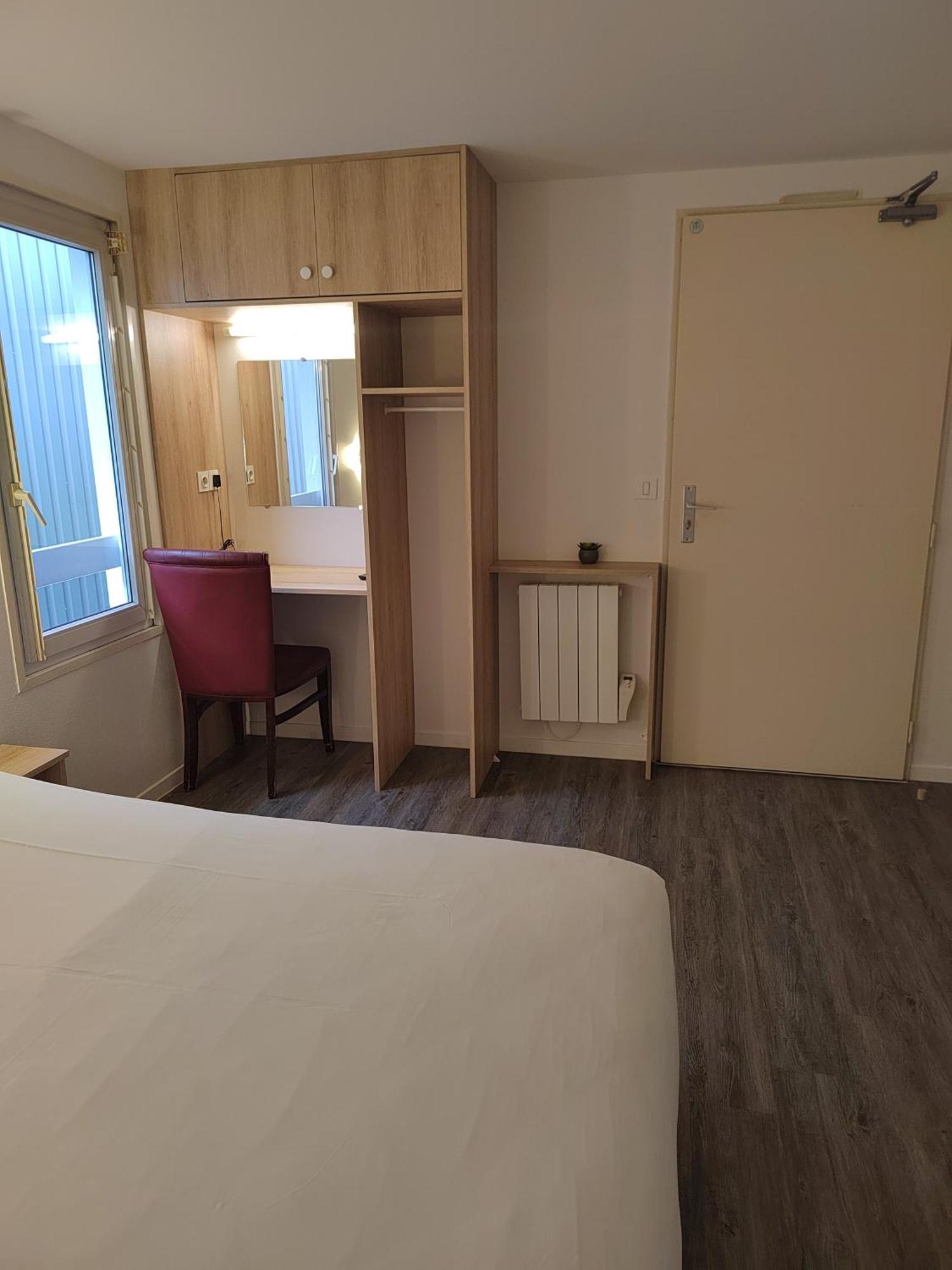 Fasthotel Paris Ouest Bouafle Экстерьер фото