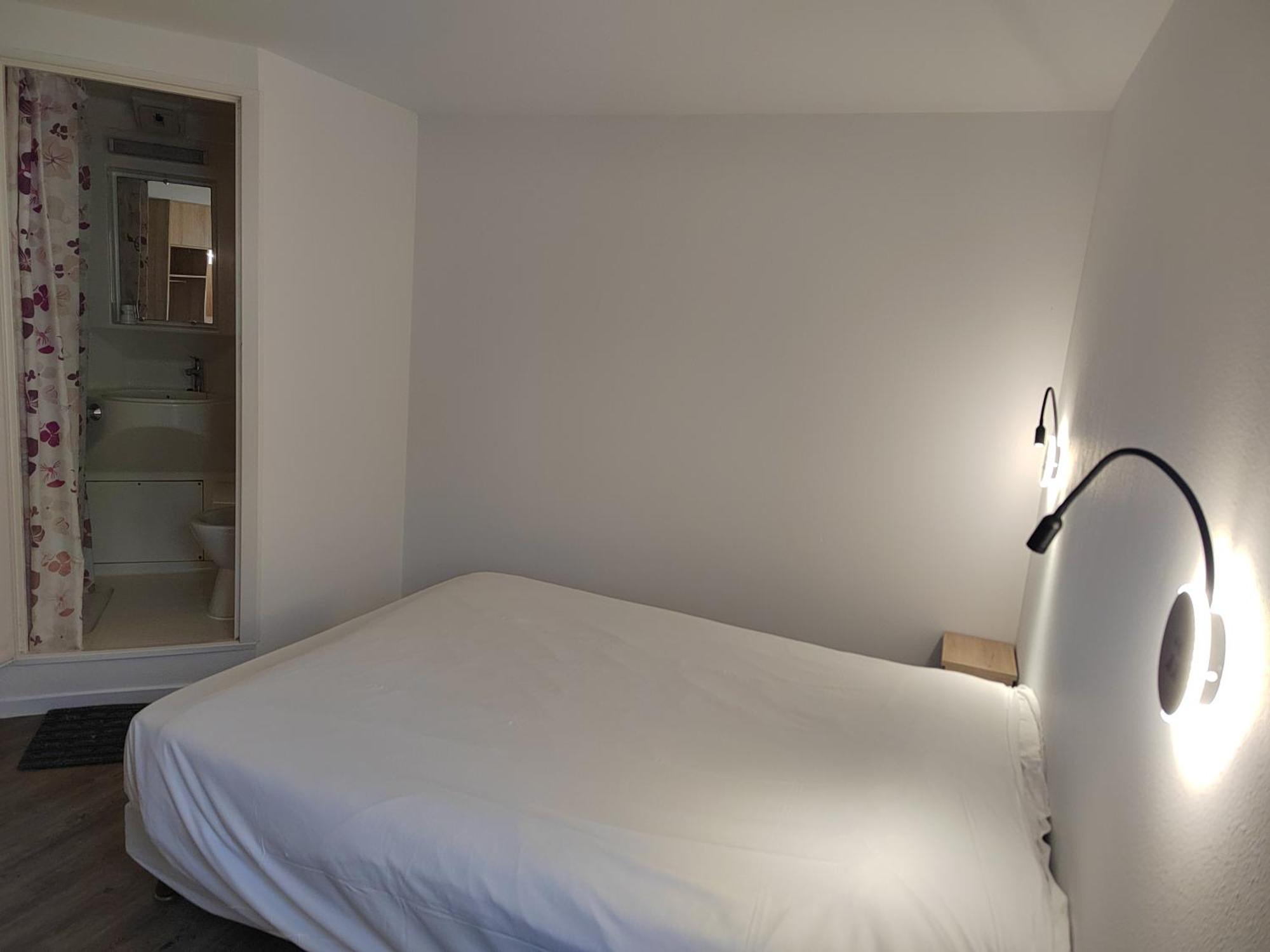Fasthotel Paris Ouest Bouafle Экстерьер фото